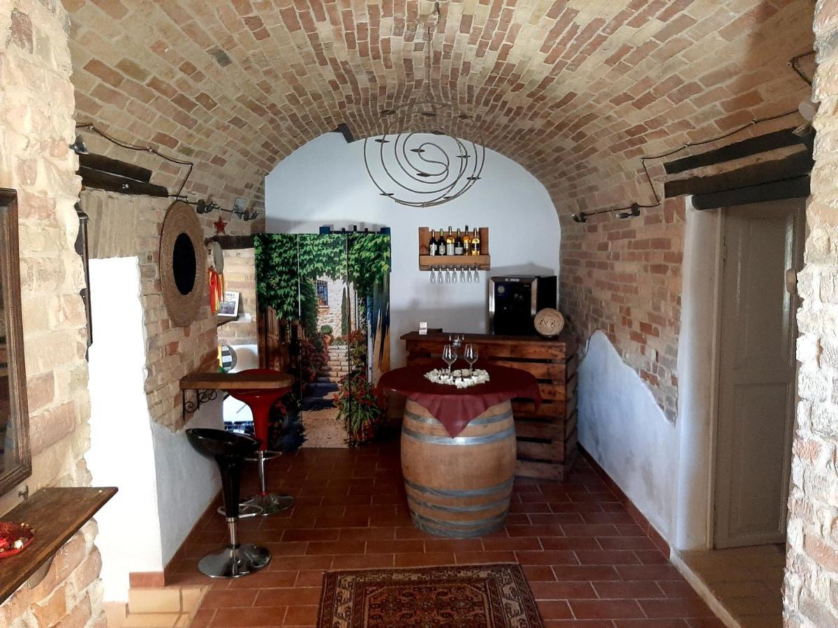B&B La Casa In Campagna Collecorvino 외부 사진