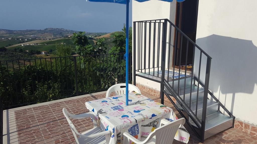 B&B La Casa In Campagna Collecorvino 외부 사진