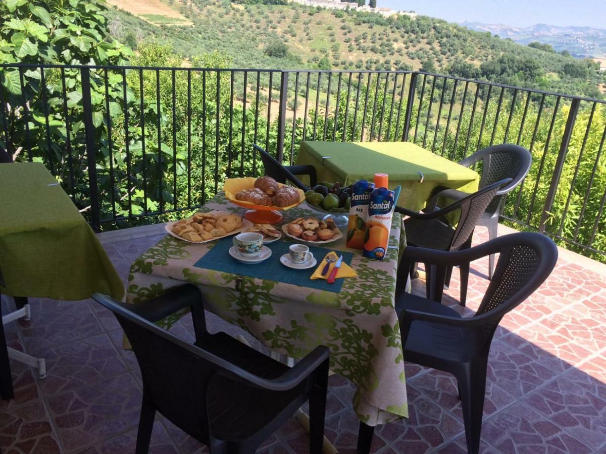 B&B La Casa In Campagna Collecorvino 외부 사진